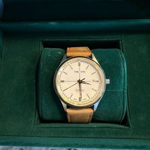 The 5TH: Curator Two Tone Auto